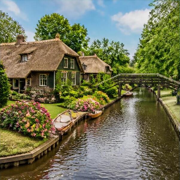 Giethoorn, village without roads
